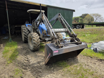 New Holland TL80A